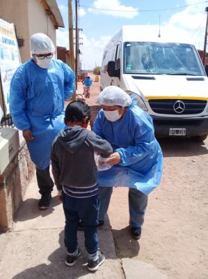 与外地医院相助，，，，，，开展康健预防检测